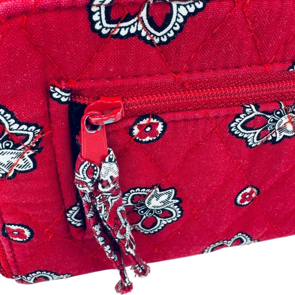 Vera Bradley Mesa Red Paisley Bandana Zip Around Quilted Wallet‎ Wristlet - Picture 5 of 13